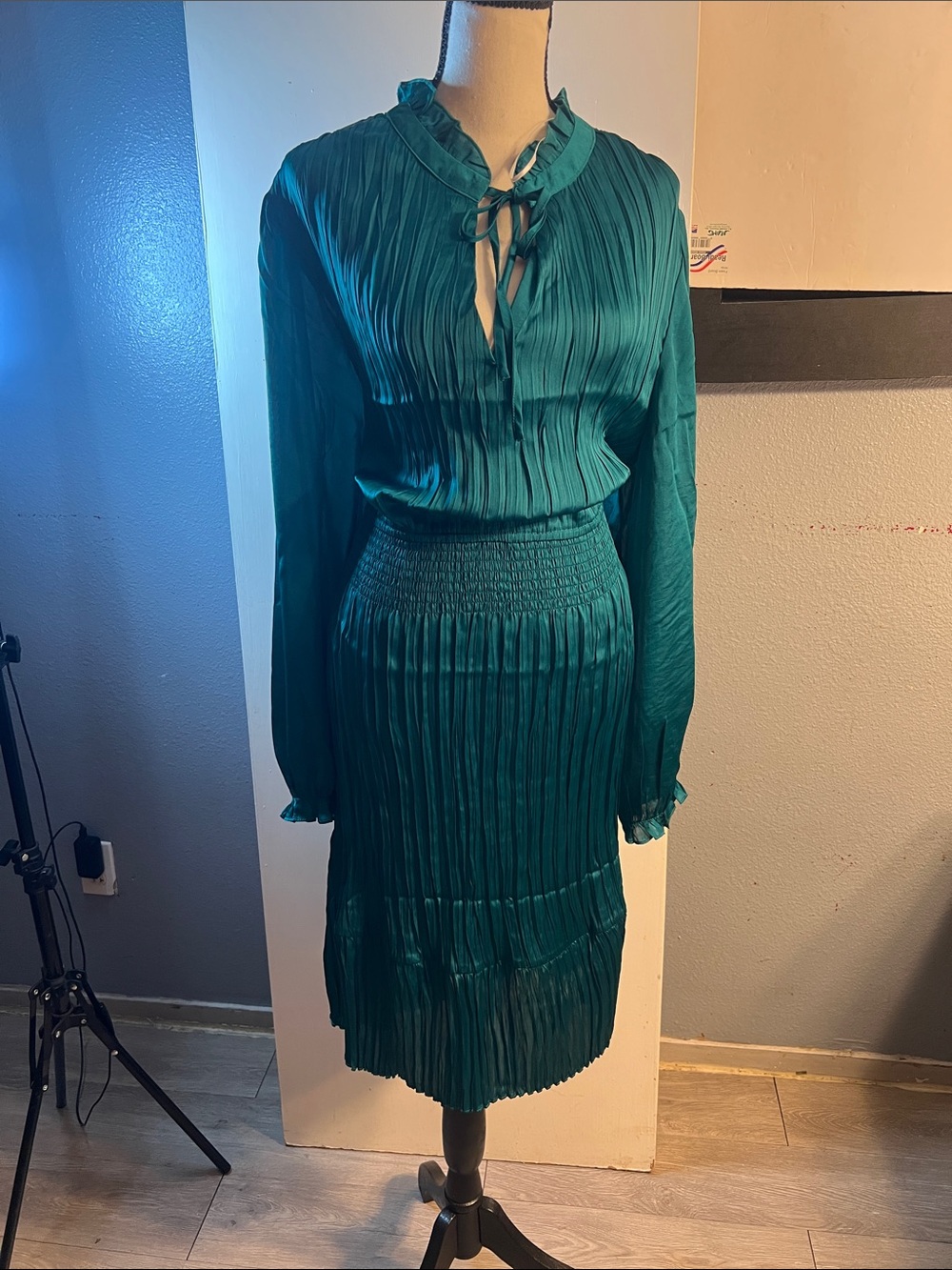 Pleated Teal Midi Dress with Long Sleeves
